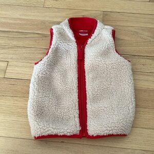Hanna Andersson red Sherpa vest 18-24 months